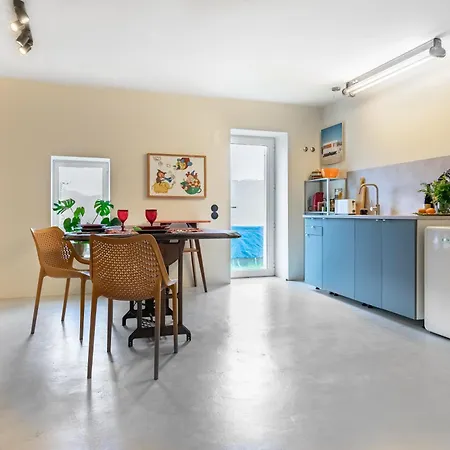 Holiday home Arty Studio In A Farm House Sobral da Abelheira